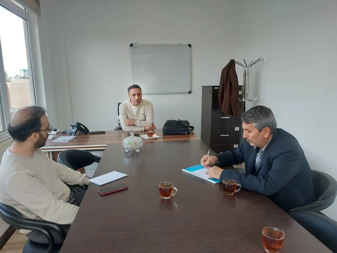 Meeting between the Head of the Industry Relations Office of the University and the Director of Training and Research of Industry