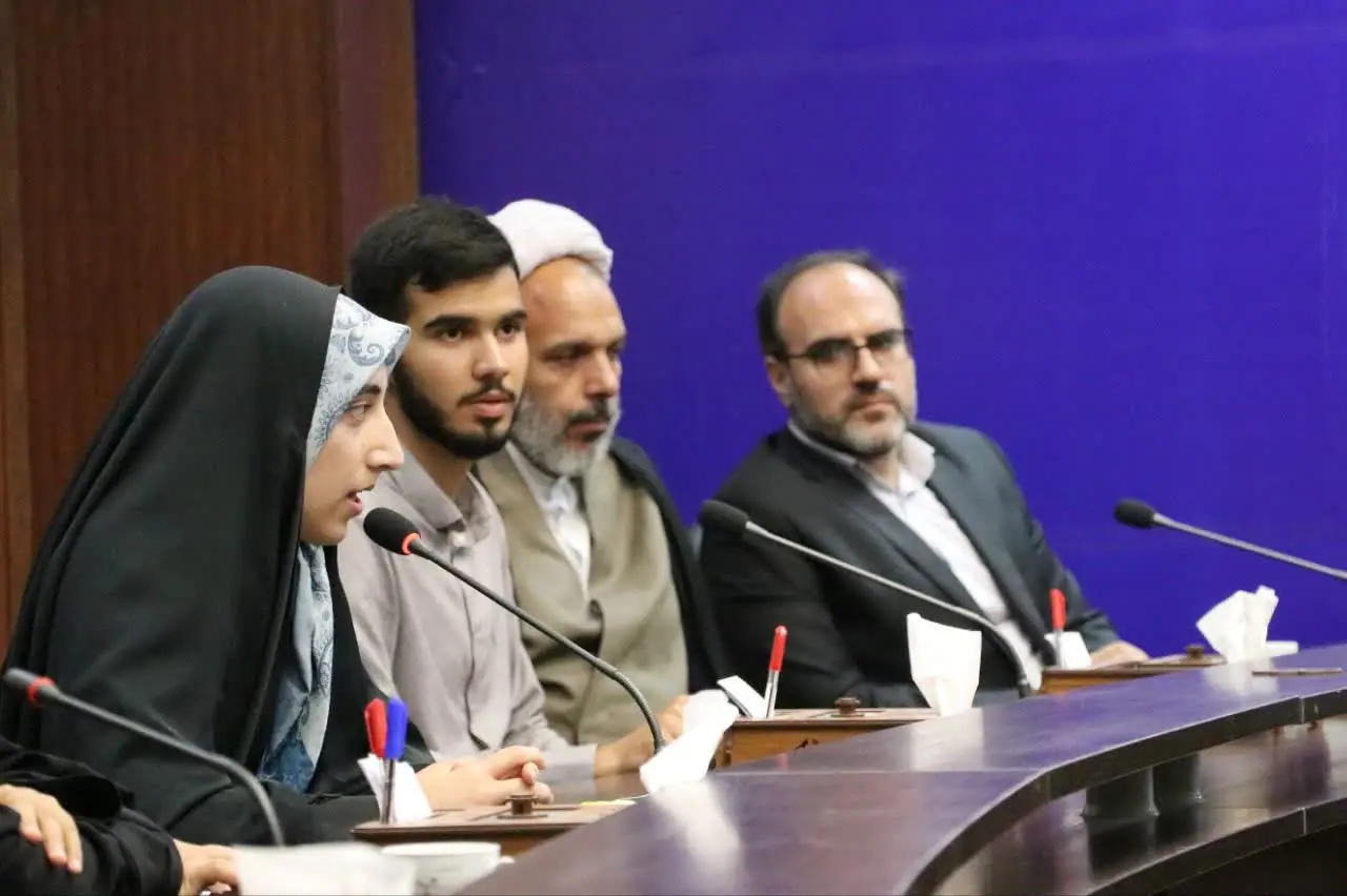 University staff and officials participating in the meeting