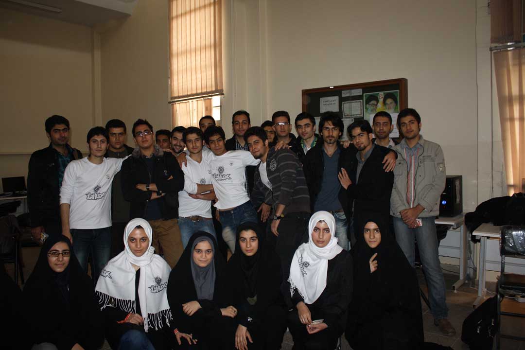 أول ورشة عمل تدريبية لنظام لينكس في جامعة قم الصناعية