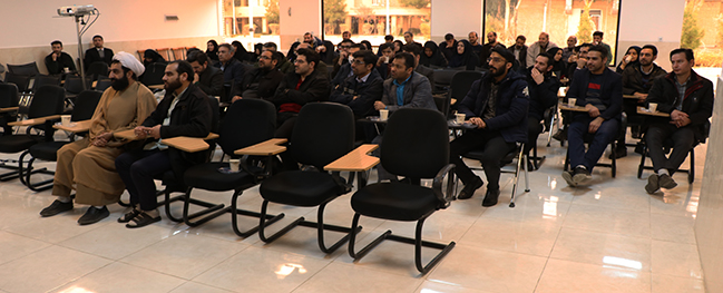 Simultaneously with the auspicious days of the Ten-Day Dawn, a brainstorming session for staff was held at Qom University of Technology.