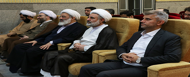The student conference on leadership and insight was held with the presence of the Deputy Speaker and the representative of the people of Qom in the Islamic Consultative Assembly.