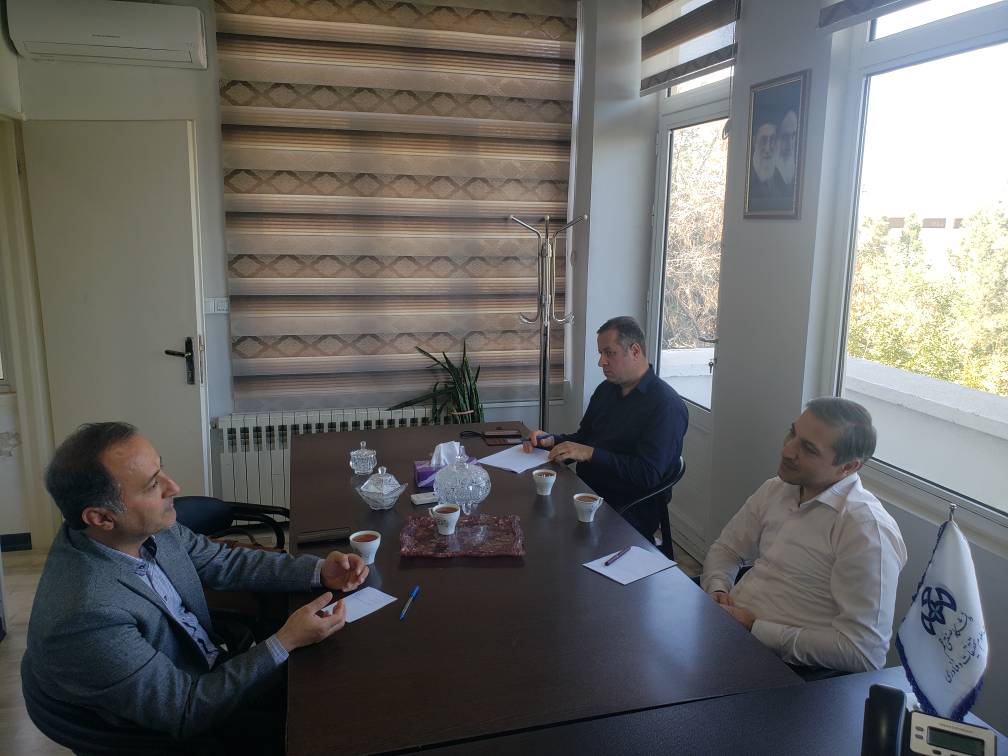 گزارش دیدار و نشست همکاری در حوزه استانداردسازی و کارآفرینی