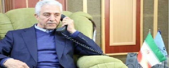 A telephone congratulation on the New Year from the Minister of Science to four distinguished professors from universities across the country.