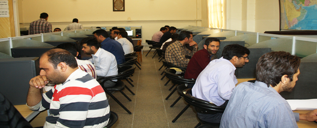 تم عقد دورة احترافية لاستخدام الحاسوب في جامعة قم الصناعية.