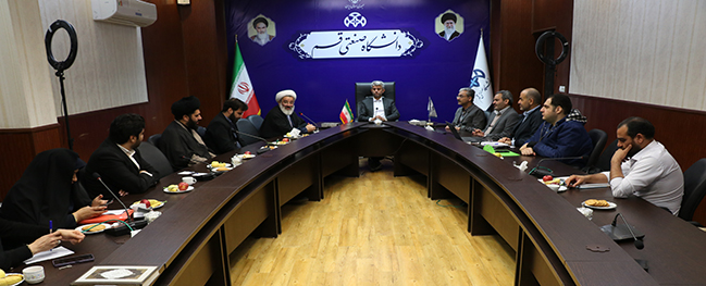 The presence of the General Director of the Office of Counseling, Health, and Lifestyle of the Student Affairs Organization at Qom University of Technology.
