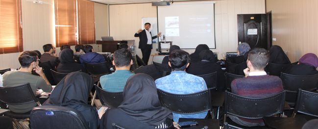 همایش آشنایی با فناوری چاپ پرینتر سه بعدی در دانشگاه صنعتی قم