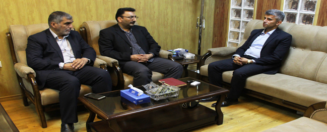 The Director General of Communications and Technology of the Province visited Qom University of Technology.