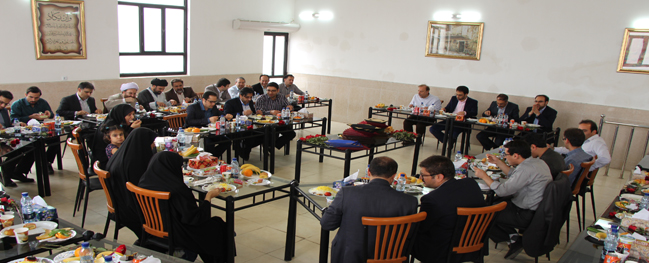 به مناسبت روز استاد از اساتید دانشگاه صنعتی قم تقدیر شد