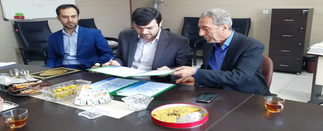 عقد تفاهم نامه همکاری پژوهشی دانشگاه صنعتی قم با مجموعه مزرعه فدک قم